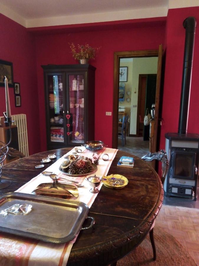 B&B La Gallinella Rossa Baschi Exterior photo