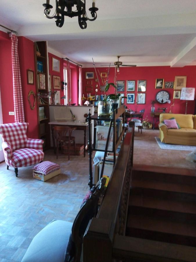 B&B La Gallinella Rossa Baschi Exterior photo